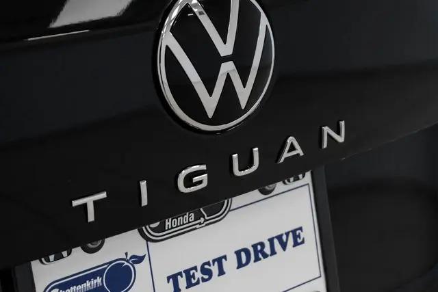 2022 Volkswagen Tiguan 2.0T SE R-Line Black