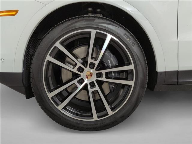 2026 Porsche Cayenne AWD