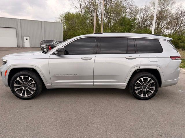 2022 Jeep Grand Cherokee L Overland 4x4
