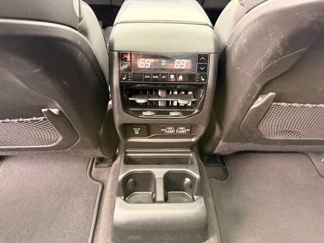 2022 Jeep Grand Cherokee L Overland 4x4