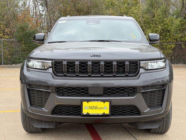 2026 Jeep Grand Cherokee Altitude 4x2