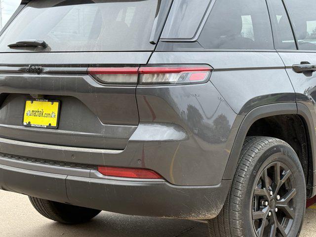 2026 Jeep Grand Cherokee Altitude 4x2