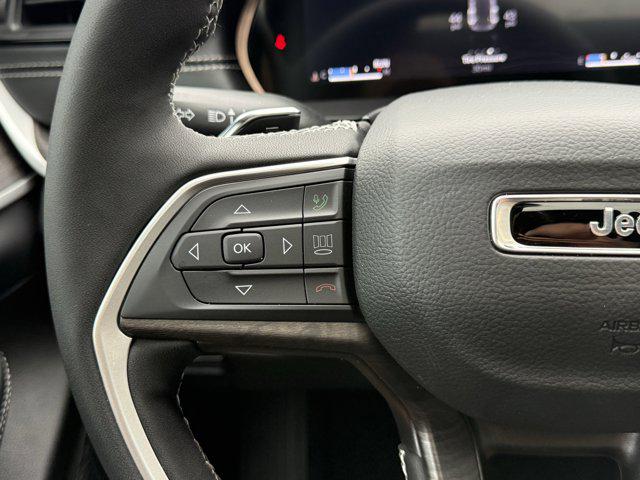 2026 Jeep Grand Cherokee Altitude 4x2