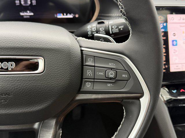 2026 Jeep Grand Cherokee Altitude 4x2