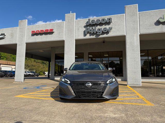 2023 Nissan Altima SV FWD