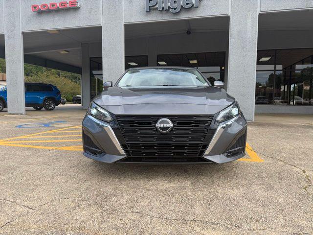 2023 Nissan Altima SV FWD