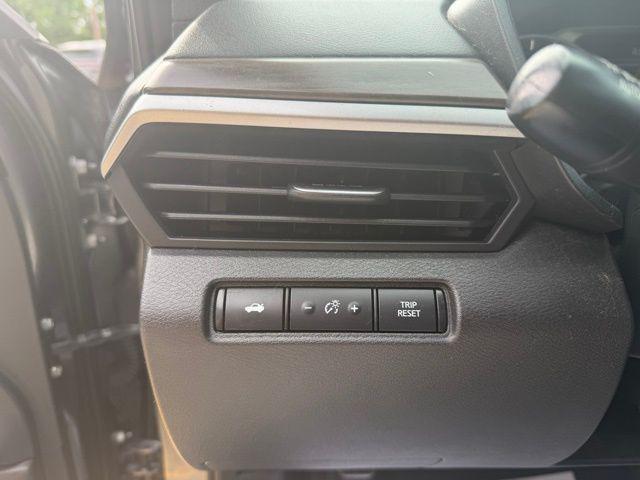 2023 Nissan Altima SV FWD