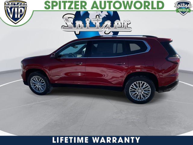 2026 GMC Acadia Denali AWD