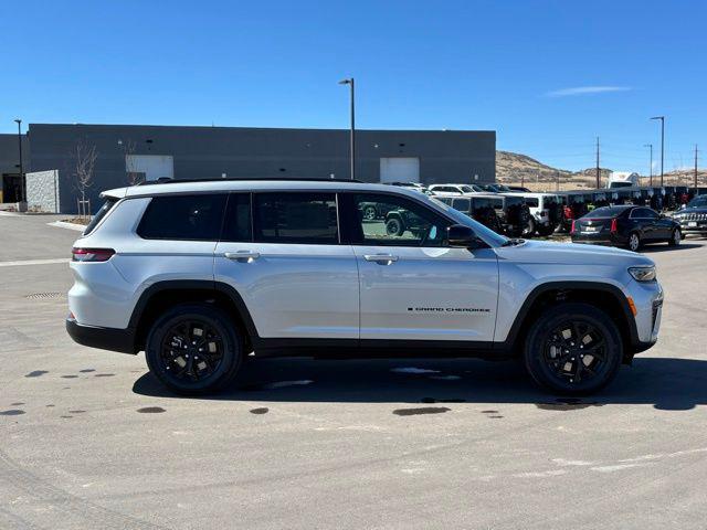 2026 Jeep Grand Cherokee L Altitude 4x4