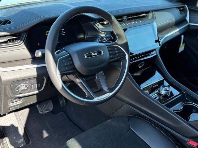 2026 Jeep Grand Cherokee L Altitude 4x4