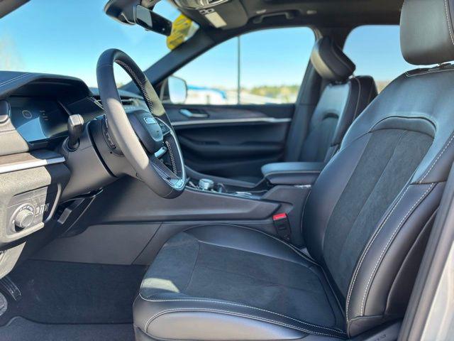 2026 Jeep Grand Cherokee L Altitude 4x4