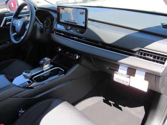 2026 Mitsubishi Outlander ES 1.5T S-AWC