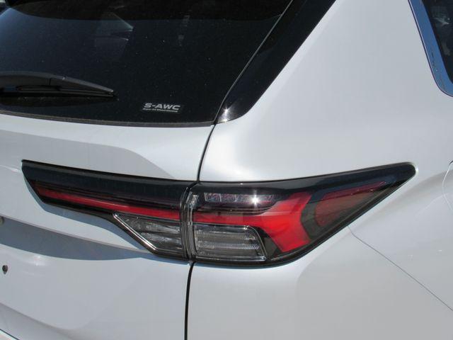 2026 Mitsubishi Outlander ES 1.5T S-AWC