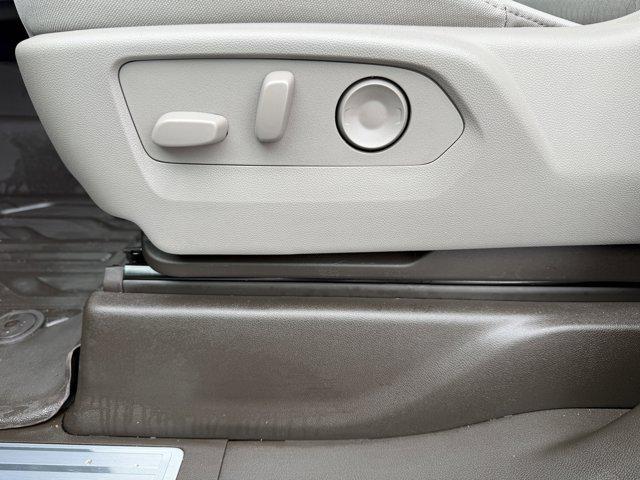 2026 GMC Sierra 1500 Crew Cab, Short Bed, SLE, 4WD