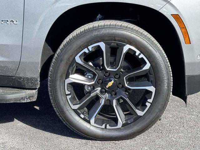2026 Chevrolet Suburban LT, 4WD