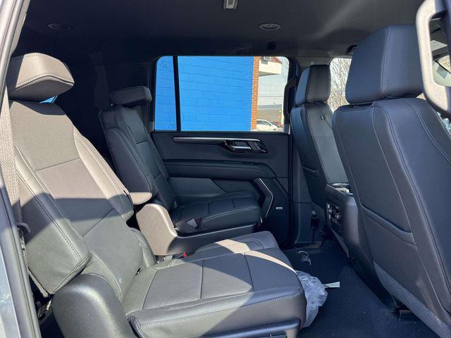 2026 Chevrolet Suburban LT, 4WD