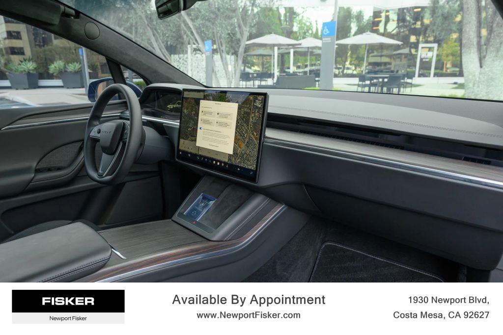 2024 Tesla Model X Long Range - Photo 29