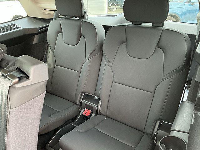 2026 Volvo XC90 Core, B5 AWD Gas (mild hybrid), Gasoline, Bright, 7 Seats