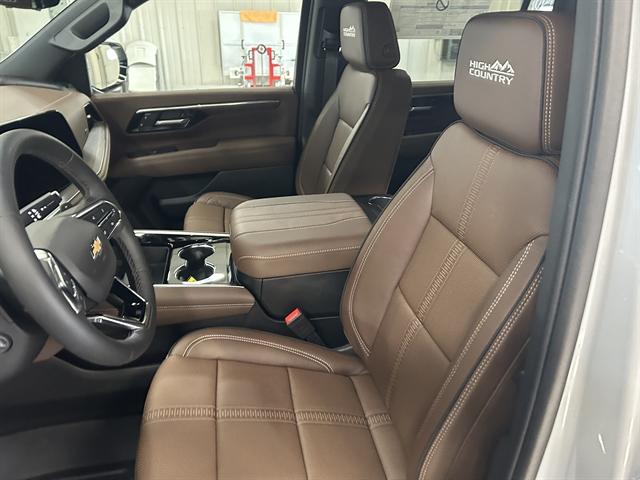 2026 Chevrolet Suburban High Country, 4WD