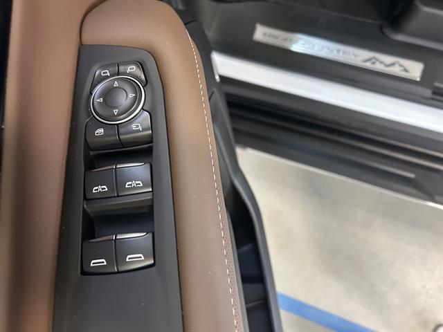 2026 Chevrolet Suburban High Country, 4WD