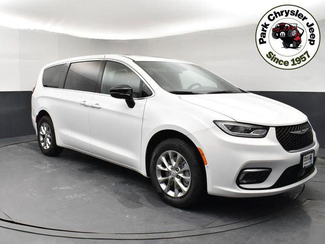 2026 Chrysler Pacifica PACIFICA LIMITED AWD