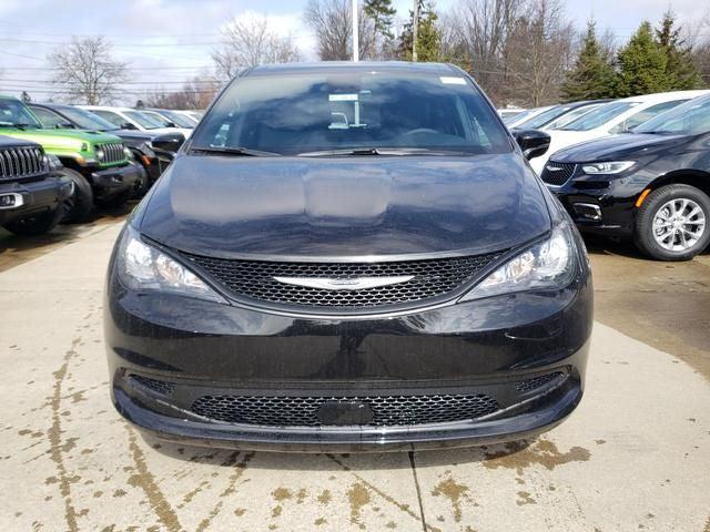 2026 Chrysler Voyager VOYAGER LX