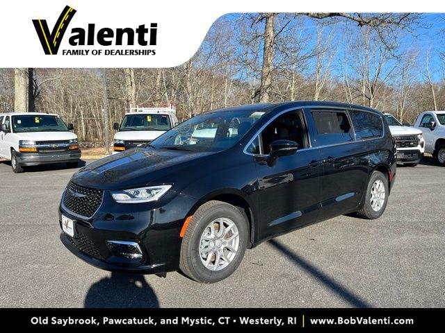 2026 Chrysler Pacifica Select for sale in Mystic, CT
