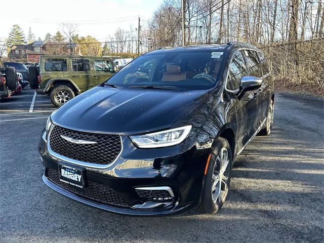 2026 Chrysler Pacifica Pinnacle AWD