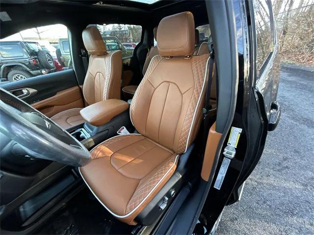 2026 Chrysler Pacifica Pinnacle AWD