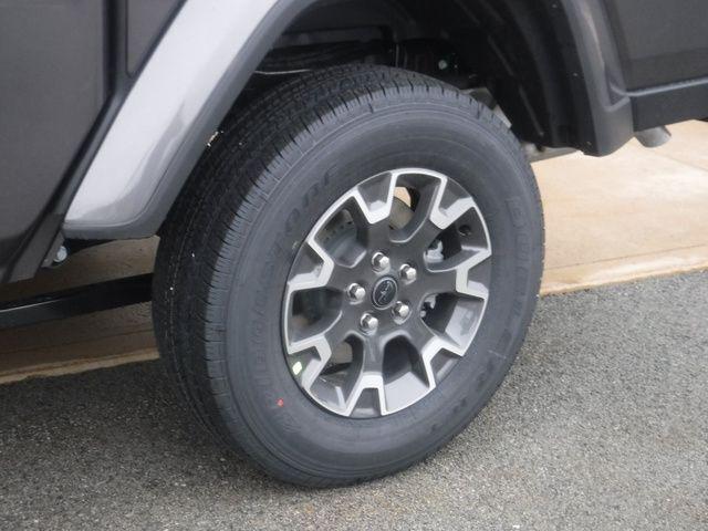 2026 Jeep Gladiator GLADIATOR SAHARA 4X4