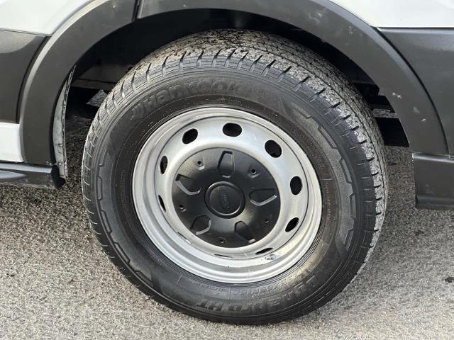 2019 Ford Transit 148 WB Medium Roof Cargo