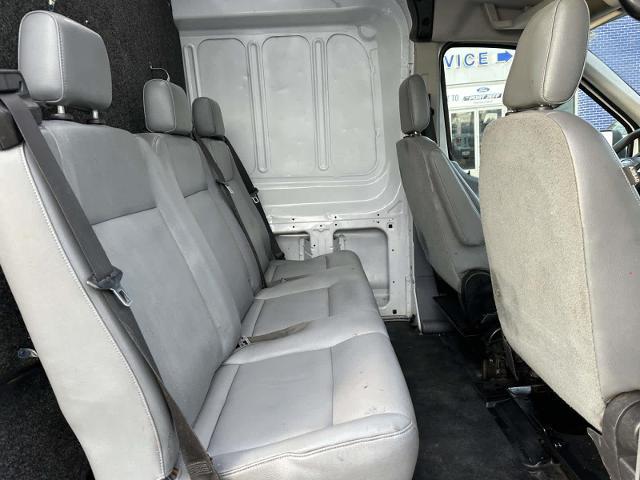 2019 Ford Transit 148 WB Medium Roof Cargo