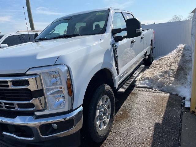2024 Ford F-350 XLT