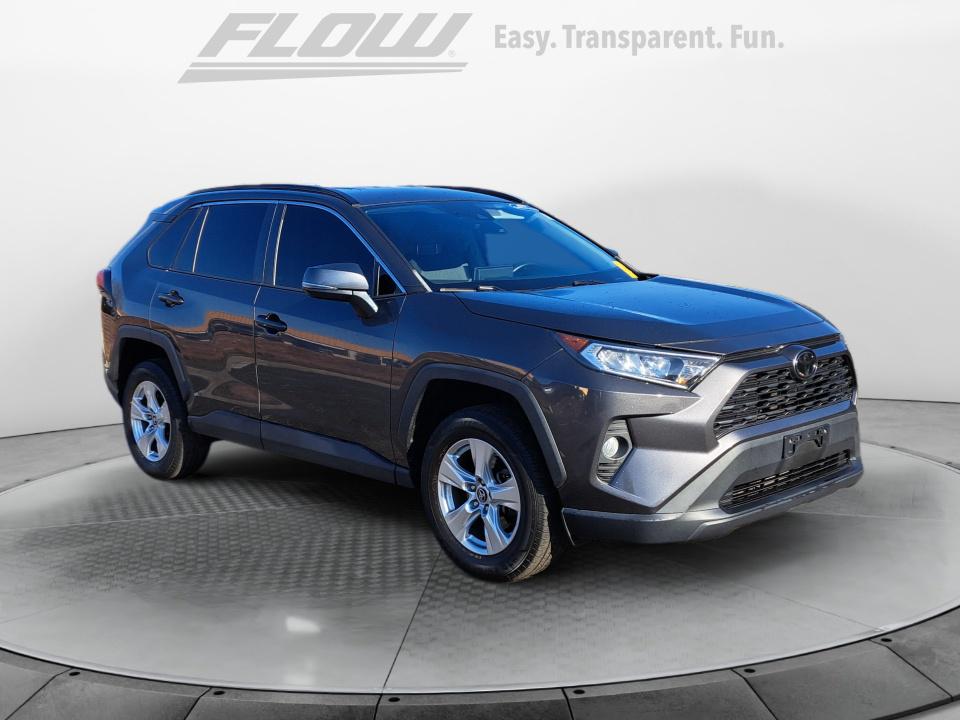 2020 Toyota RAV4 XLE