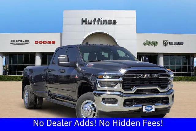 2026 RAM Ram 3500 RAM 3500 TRADESMAN CREW CAB 4X4 8 BOX