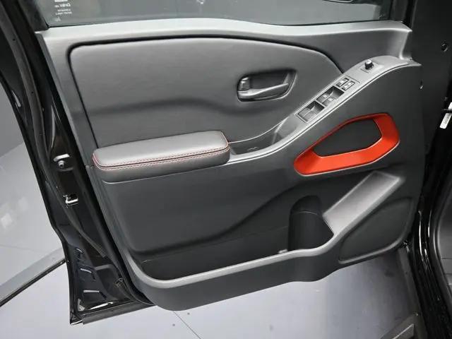 2026 Nissan Frontier Crew Cab PRO-X 4x2