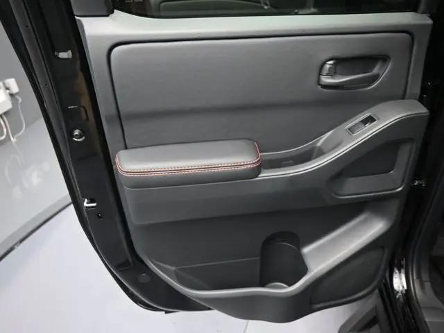 2026 Nissan Frontier Crew Cab PRO-X 4x2