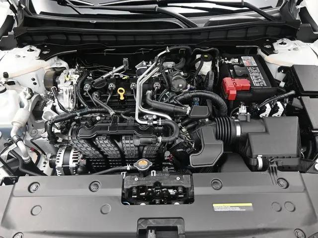 2025 Nissan Altima SL FWD