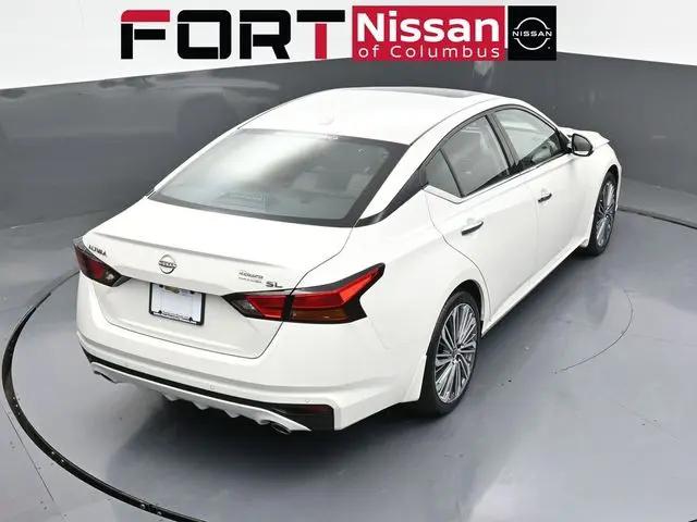 2025 Nissan Altima SL FWD