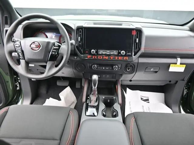 2025 Nissan Frontier Crew Cab PRO-X 4x2