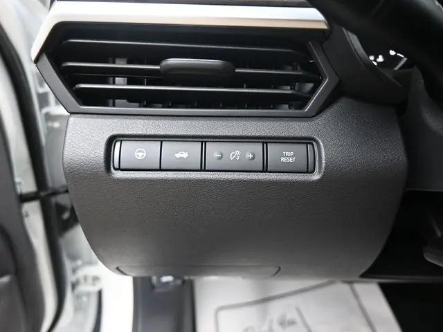 2025 Nissan Altima SL FWD