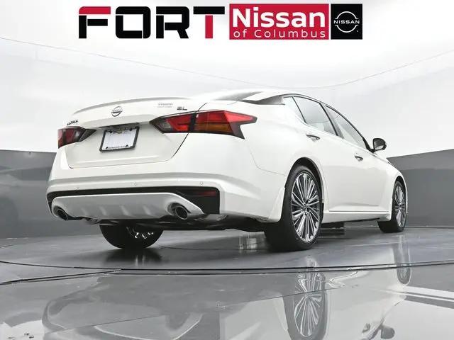 2025 Nissan Altima SL FWD