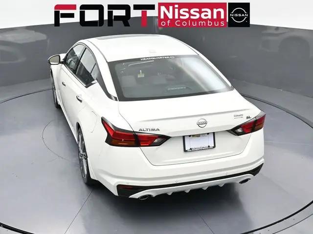 2025 Nissan Altima SL FWD
