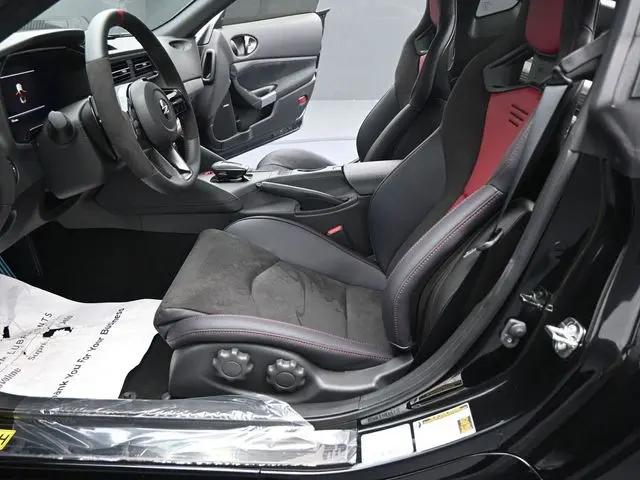 2025 Nissan Z NISMO 9-speed automatic Transmission