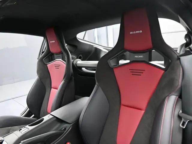 2025 Nissan Z NISMO 9-speed automatic Transmission