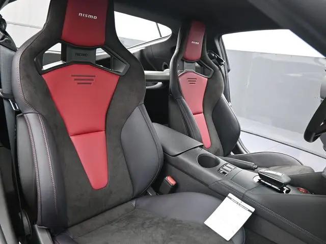 2025 Nissan Z NISMO 9-speed automatic Transmission