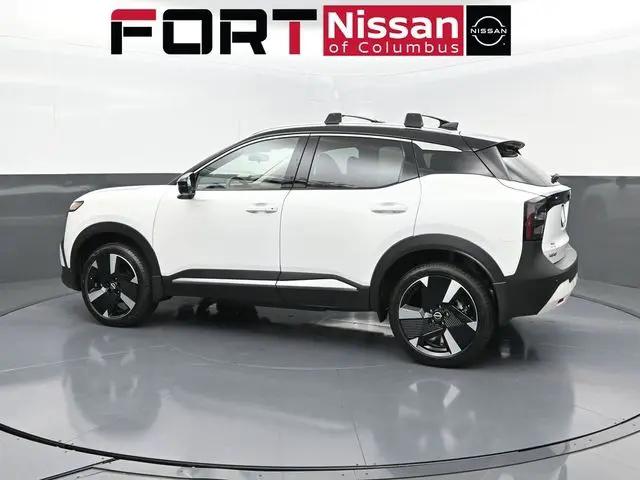 2025 Nissan Kicks SR FWD