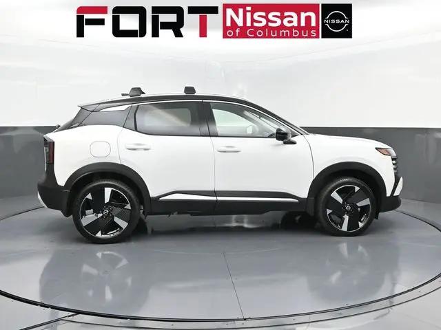 2025 Nissan Kicks SR FWD