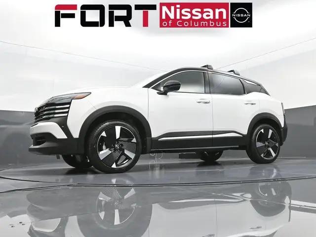 2025 Nissan Kicks SR FWD
