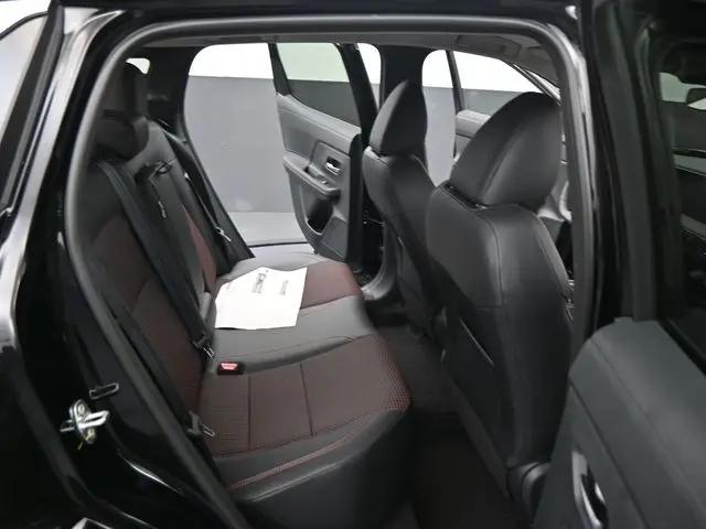 2025 Nissan Kicks SR FWD